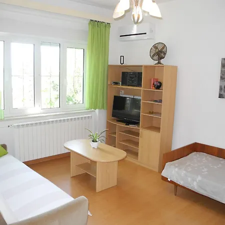 Fuer 4 Personen- 100m Vom Entfernt By Interhome Апартаменты