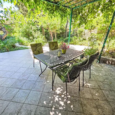 Апартаменты Fuer 4 Personen- 100m Vom Entfernt By Interhome