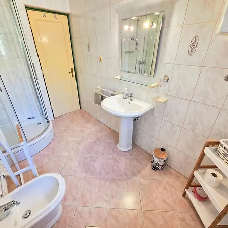 Fuer 4 Personen- 100m Vom Entfernt By Interhome Appartement